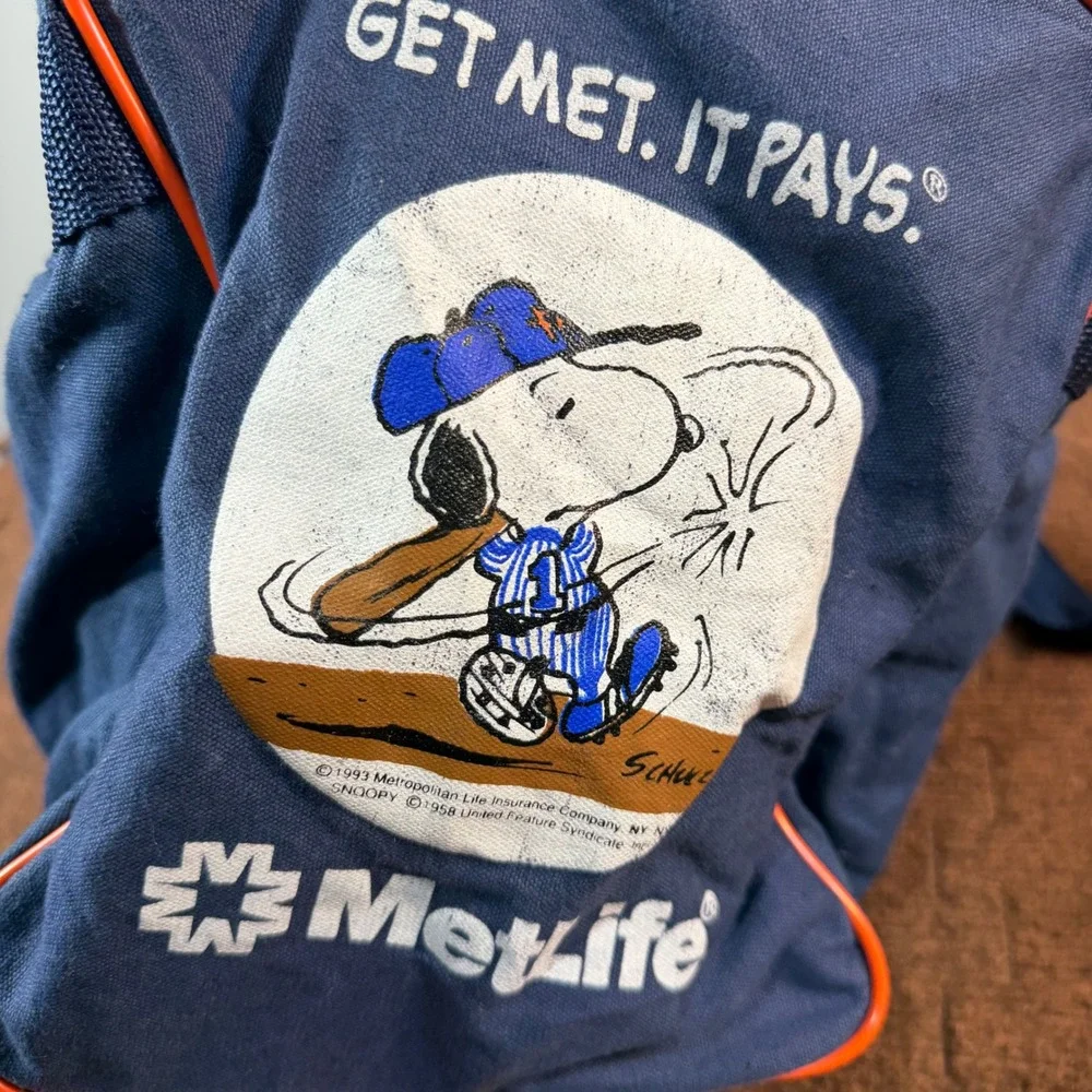 A- Vintage 1993 New York Mets Snoopy MetLife Canvas Duffel Bag Shea Stadium Navy